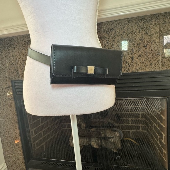 Elegant Black Bow Belt Bag by Kate Spade Size S/M ♠️ 🎀 - Picture 4 of 6